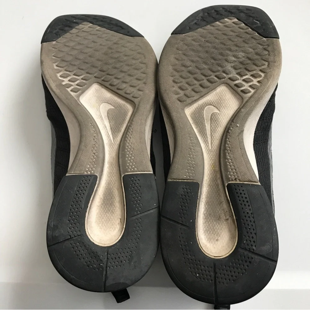 3/$15 Nike (youth) dualtone racer running shoes